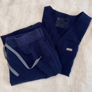 FIGS Navy Blue Small Scrub Top and Small Scrub Pants Set